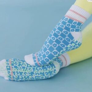 Retro Blue Flowers Grip Socks